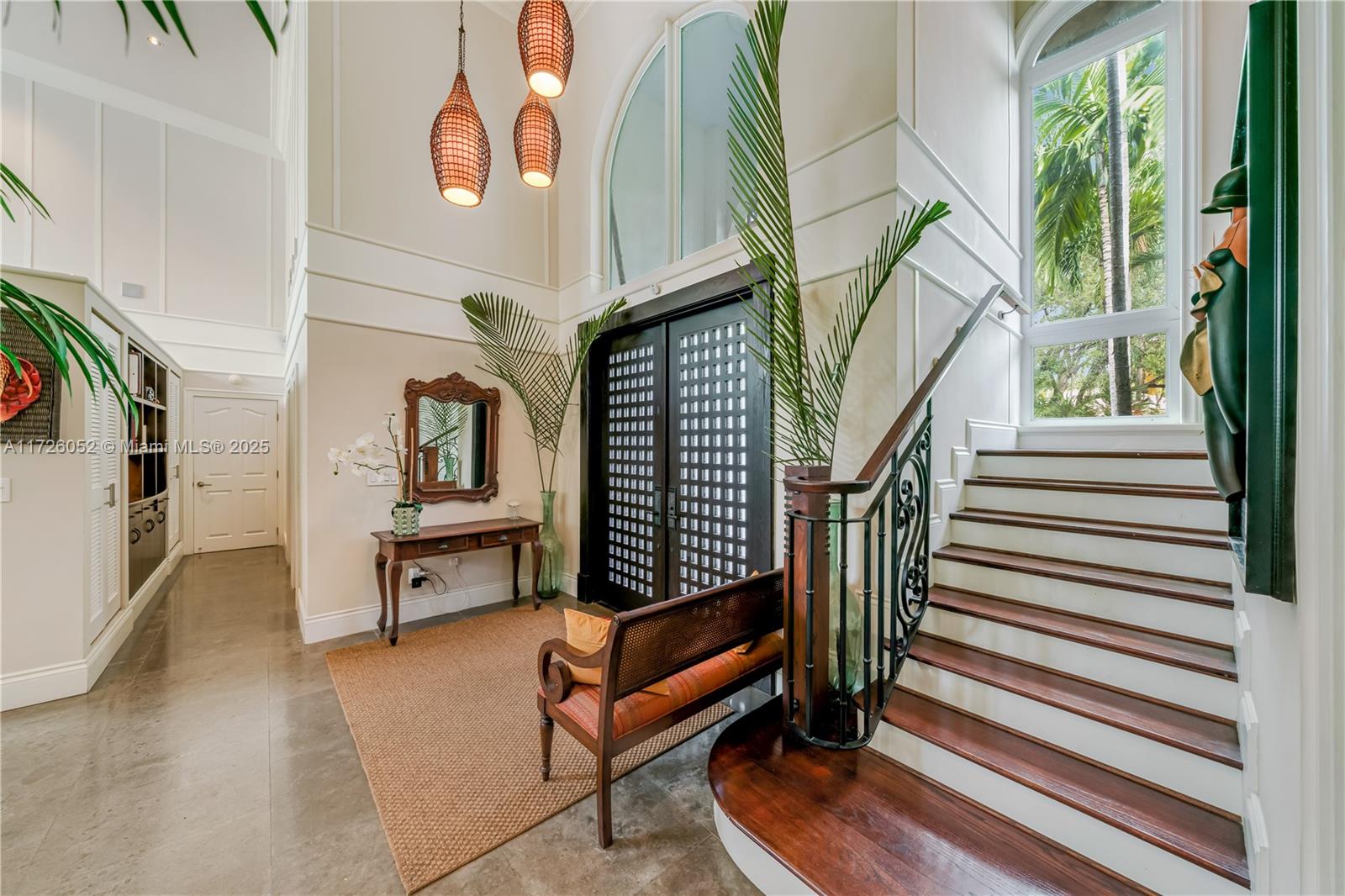 TALL OAKS - Residential