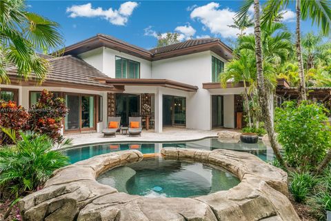 A home in Pinecrest