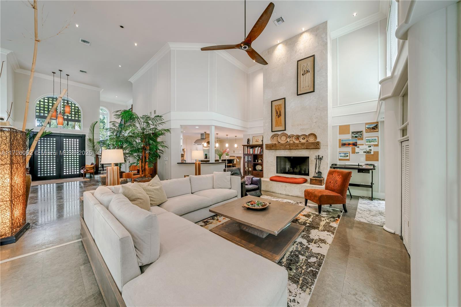 TALL OAKS - Residential