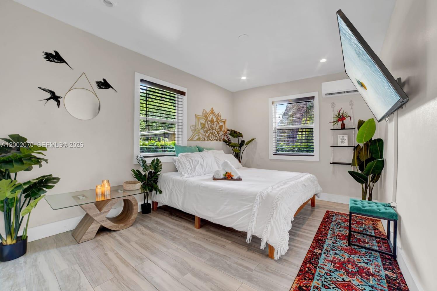 ROCKMOOR VILLA TRACK - Residential Lease