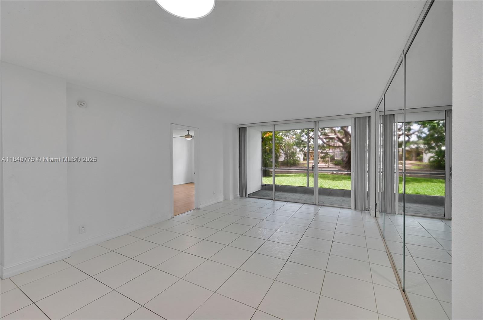 ROYAL PARK CONDO - Residential