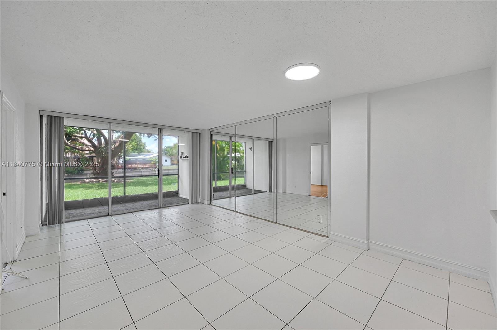 ROYAL PARK CONDO - Residential