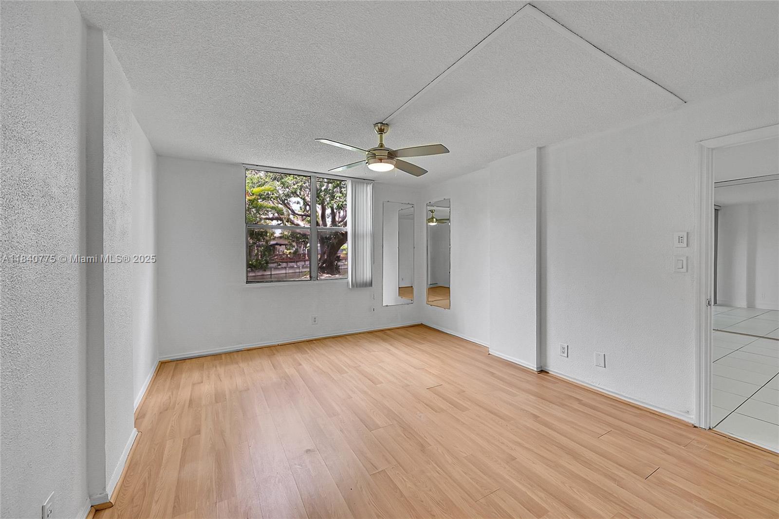 ROYAL PARK CONDO - Residential