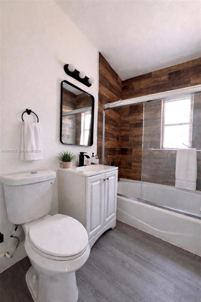 BUNCHE PARK - Residential