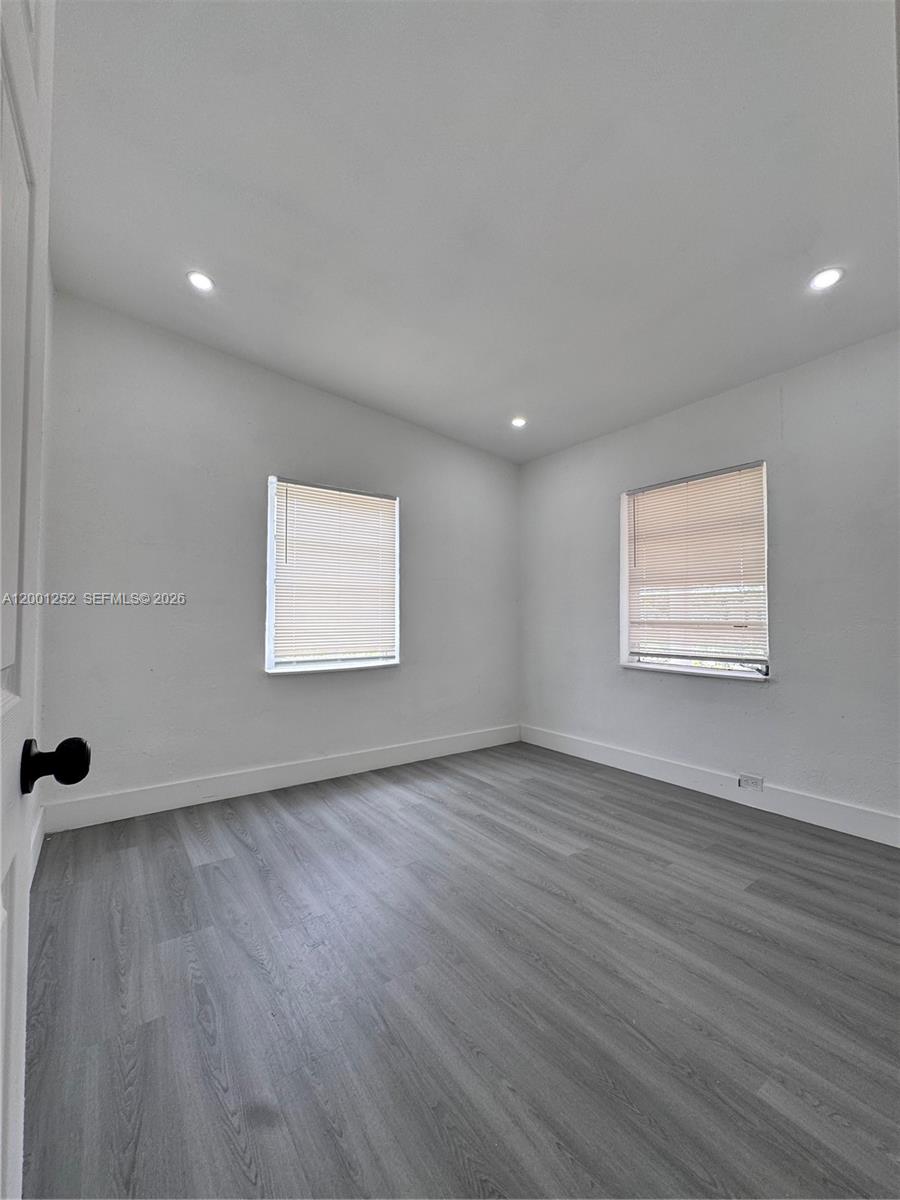 BUNCHE PARK - Residential