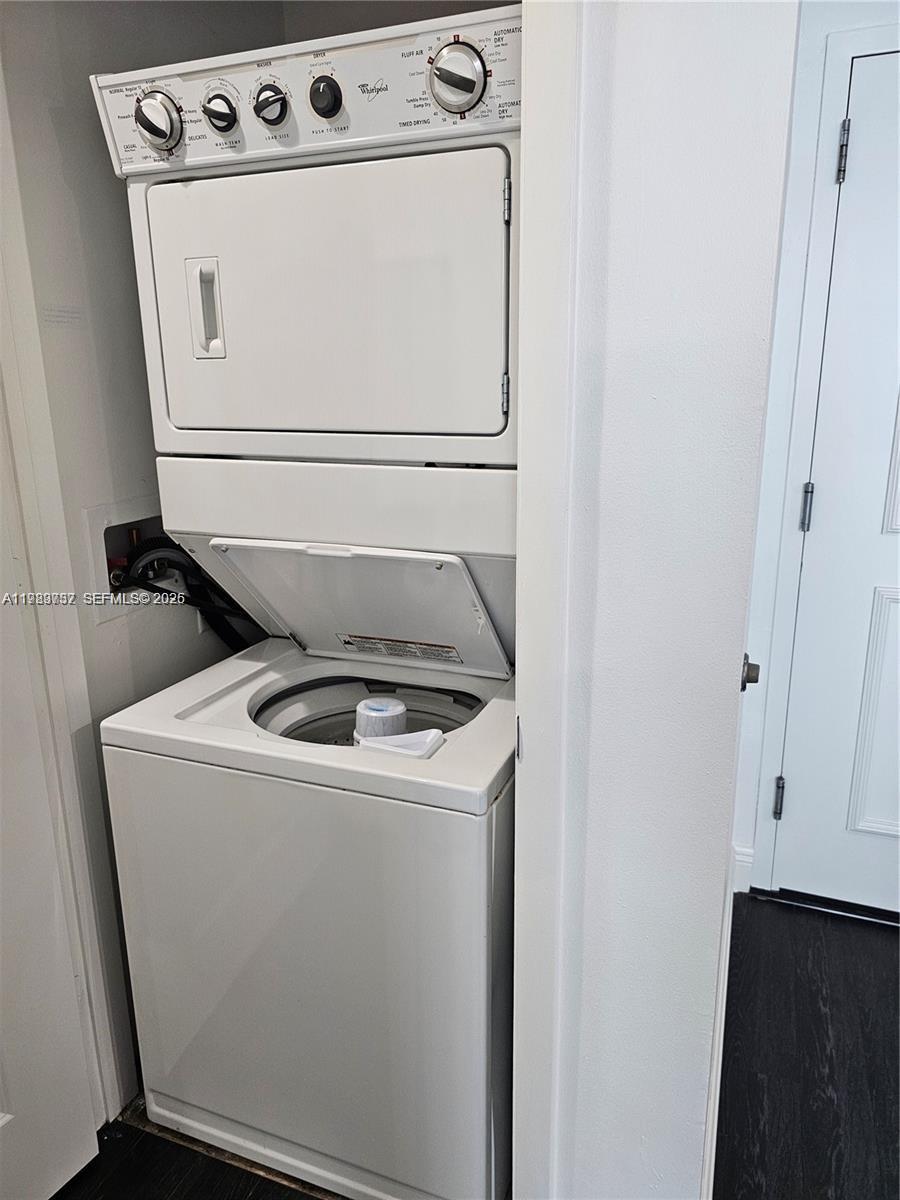 OCEAN MARINE YACHT CLUB C - Residential Lease