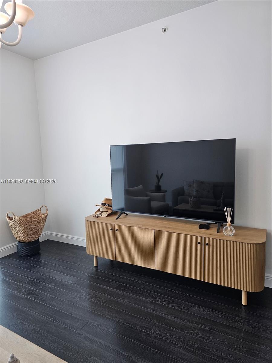 OCEAN MARINE YACHT CLUB C - Residential Lease