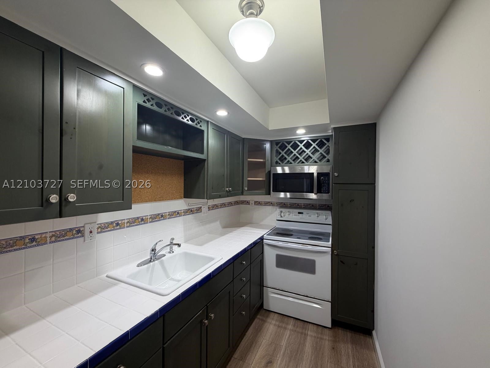 16518 NE 26th Ave 405