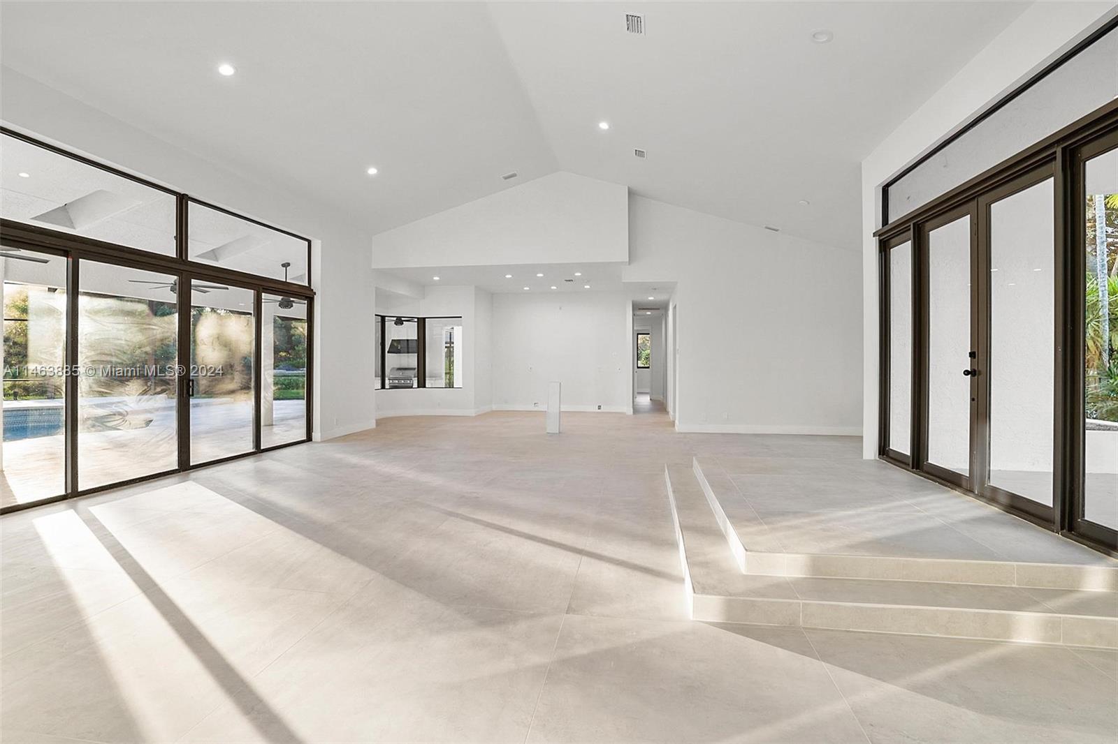 WINDMILL RANCH ESTATES - Residential