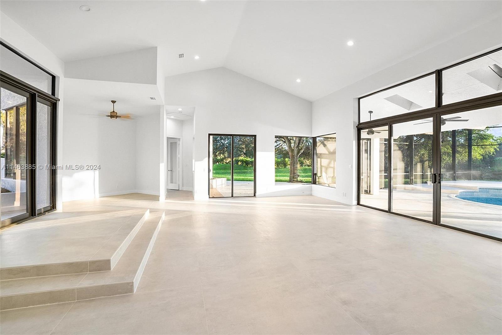 WINDMILL RANCH ESTATES - Residential