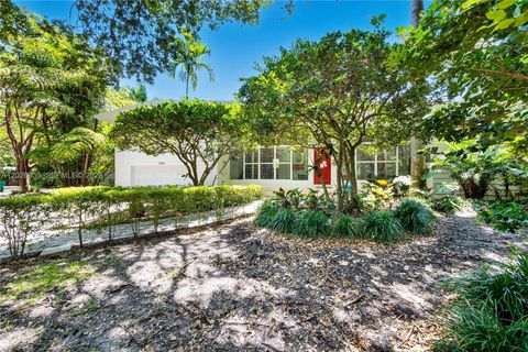 Tiny photo for 3520 Saint Gaudens Ct, Miami, FL 33133 (MLS # A12026955)