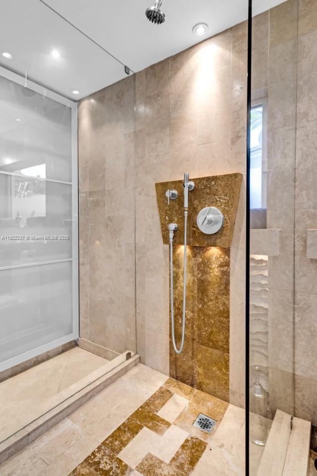 ROYAL PALM ACRES FIRST SE - Residential