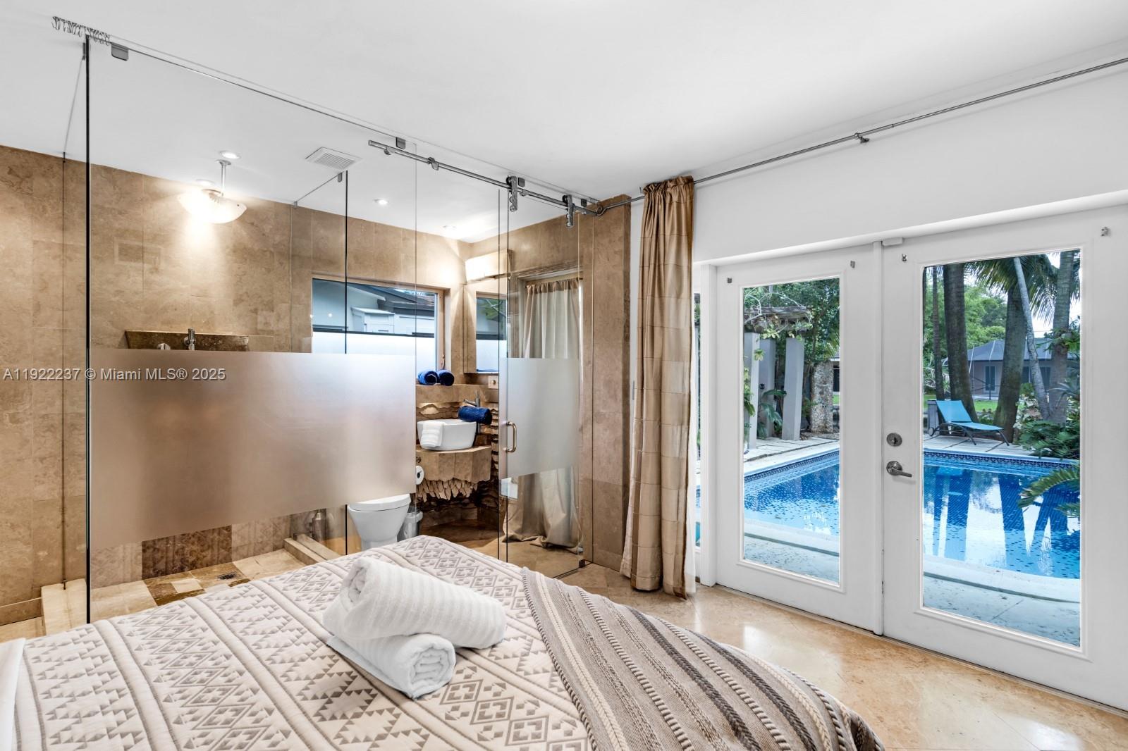 ROYAL PALM ACRES FIRST SE - Residential