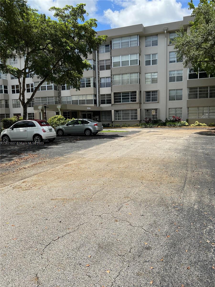 PLANTATION PLACE CONDO - Residential