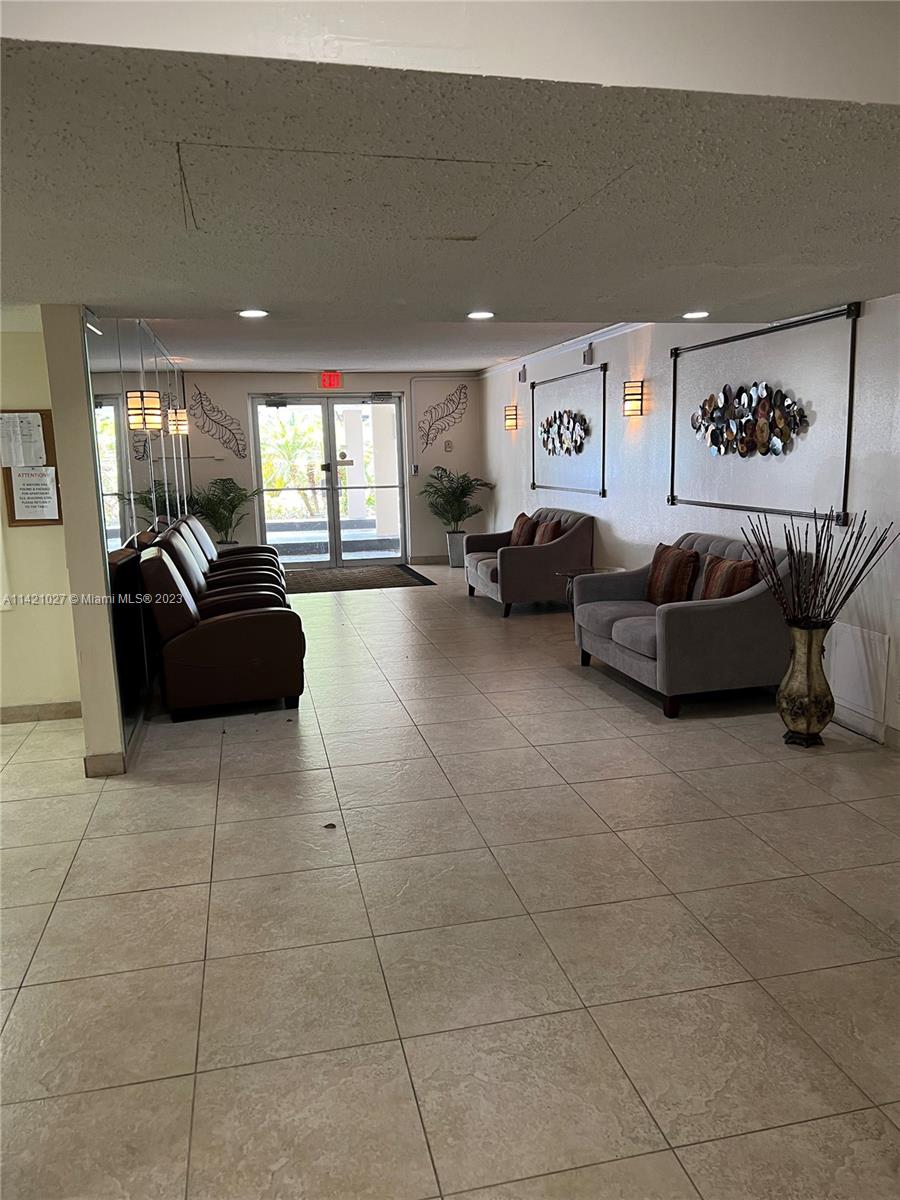 PLANTATION PLACE CONDO - Residential
