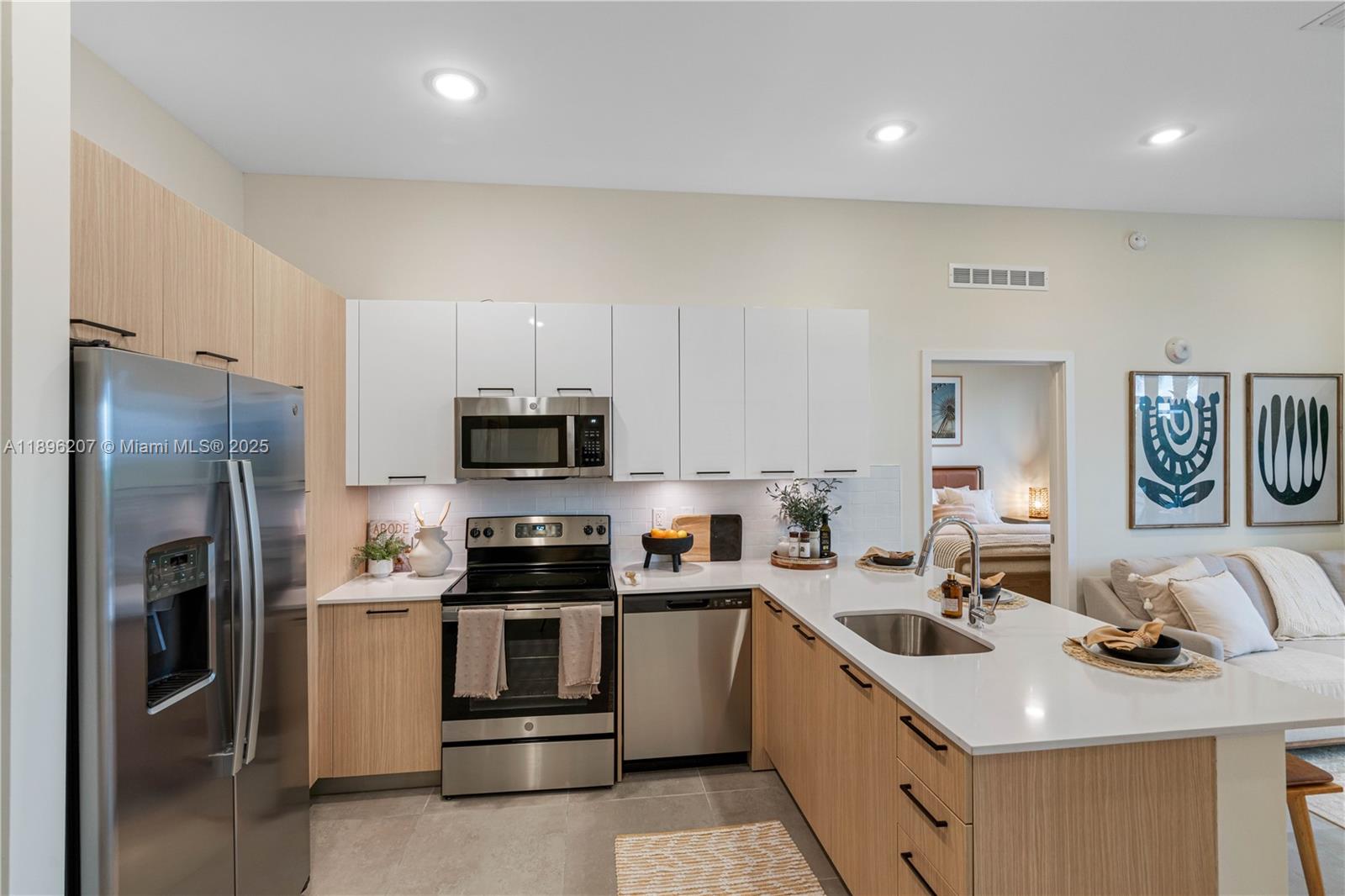 NORTH MIAMI BEACH PLACE - Residential Lease