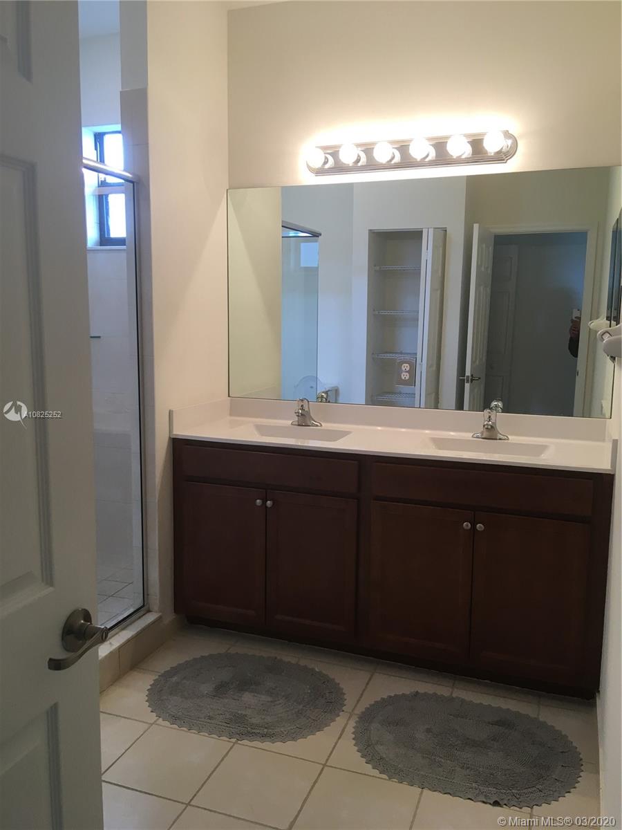 COCO PALM ESTATES - Residential Lease