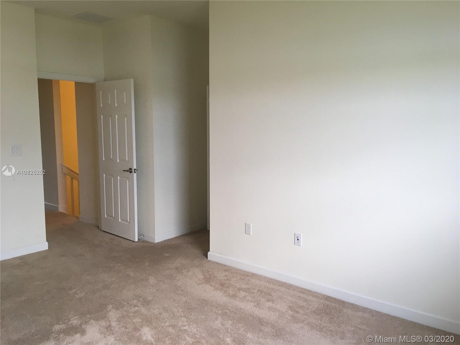 COCO PALM ESTATES - Residential Lease