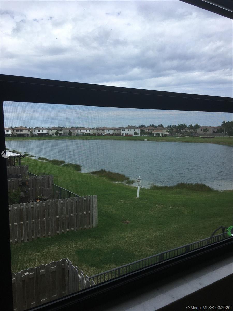 COCO PALM ESTATES - Residential Lease
