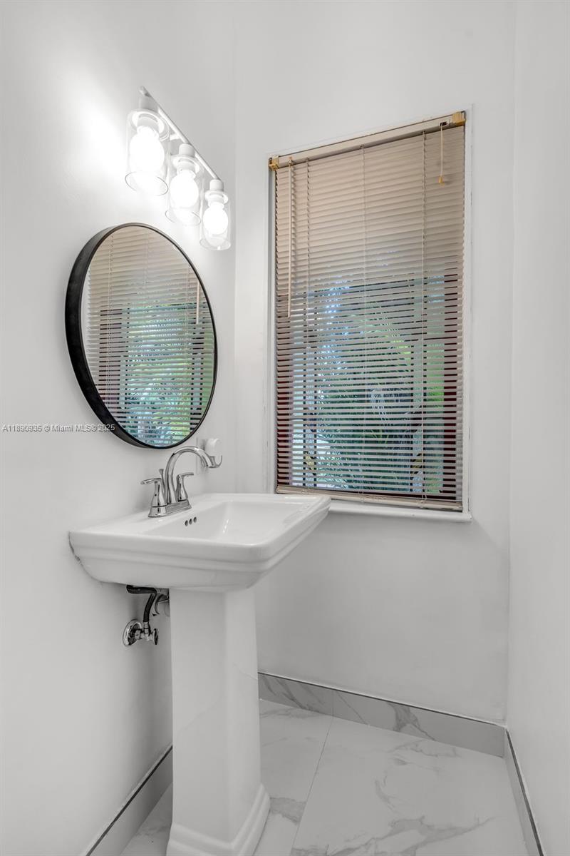 SUNKIST ESTATES A - Residential