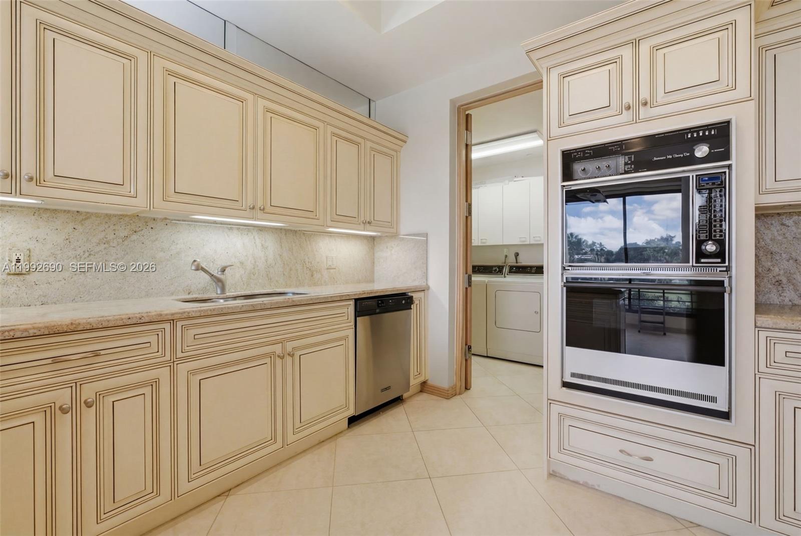 CHATEAU AT BOCA GROVE PLA - Residential