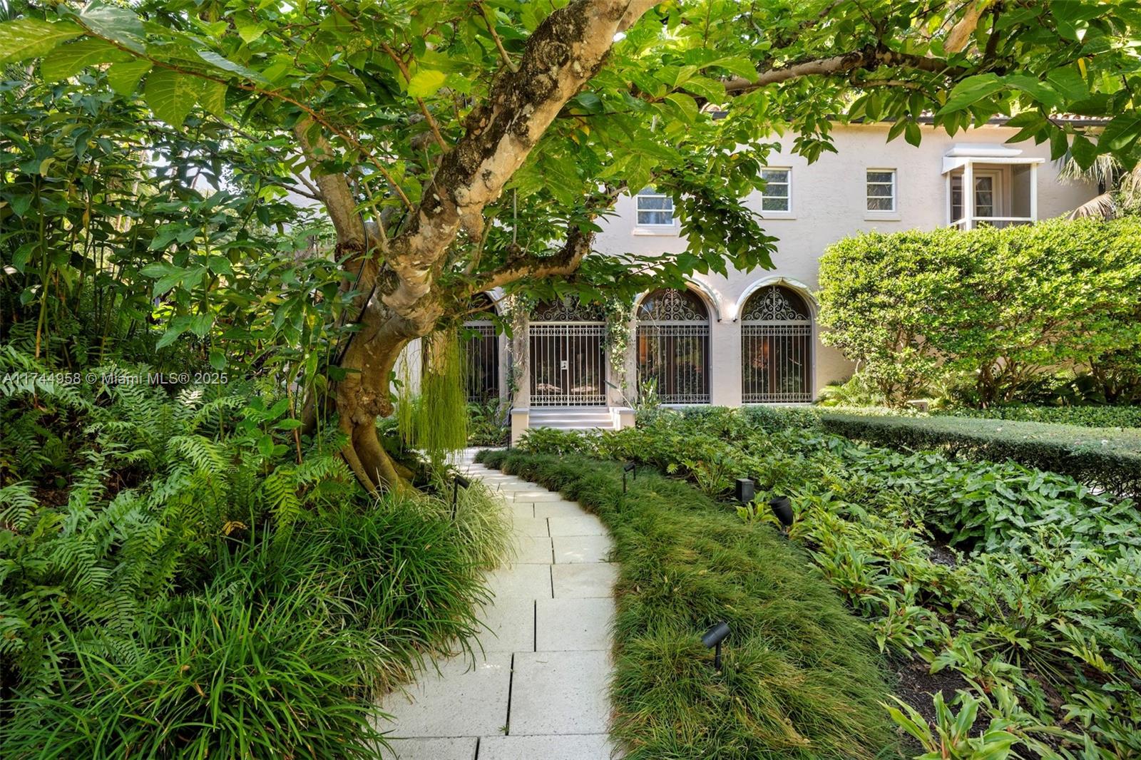 EWANTON HEIGHTS - Residential