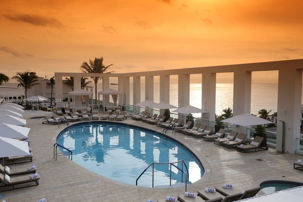 551 FLB CONDOMINIUM HOTEL - Residential