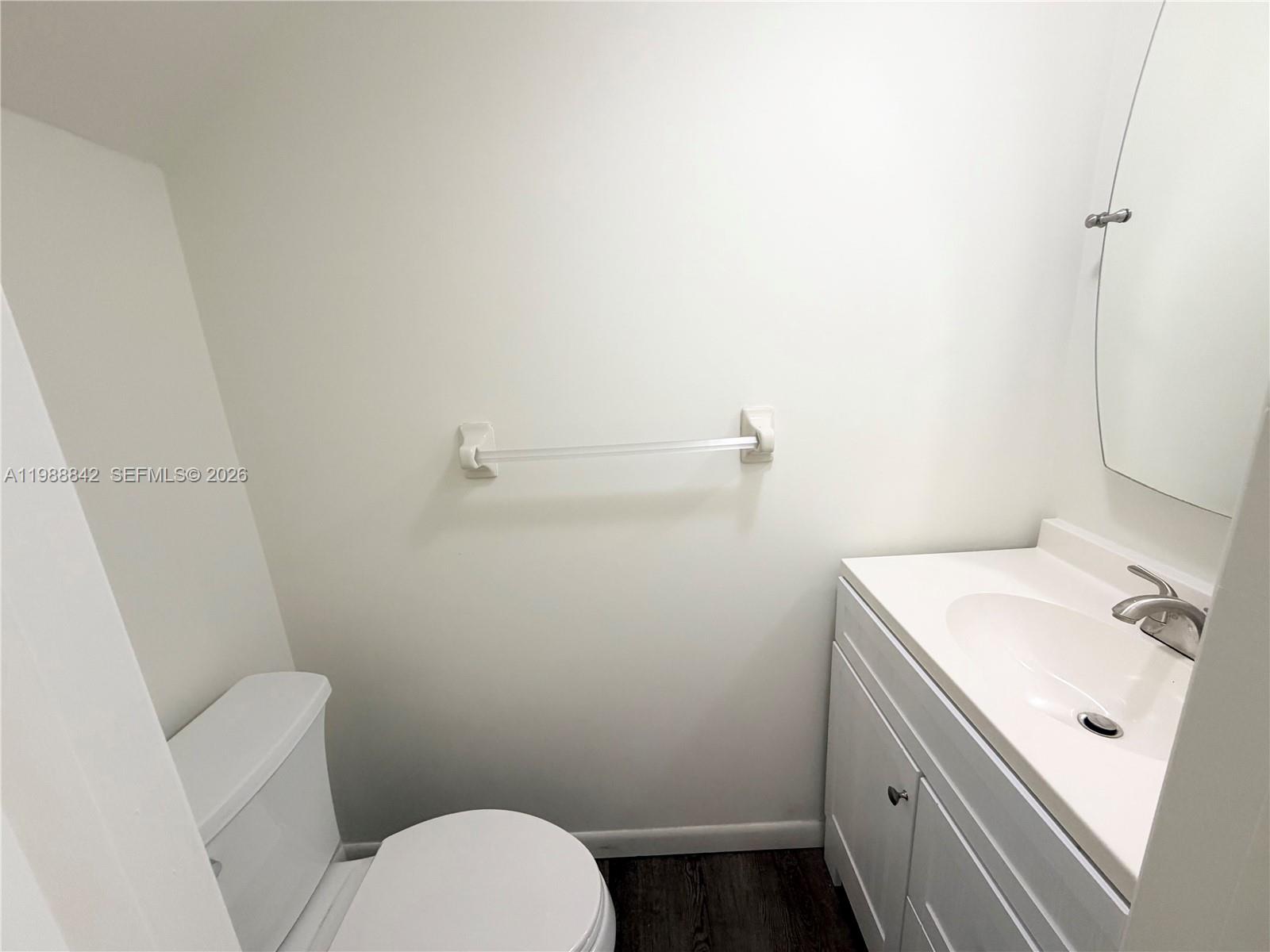 DAVIE HEIGHTS EXTENSION - Residential Lease