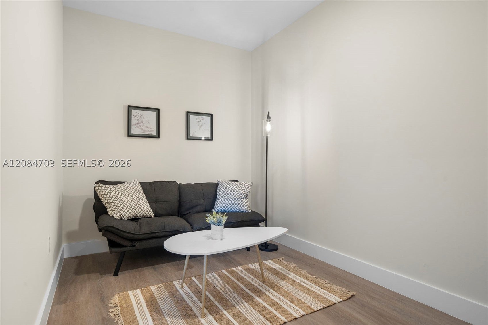 1938 Jackson St 306