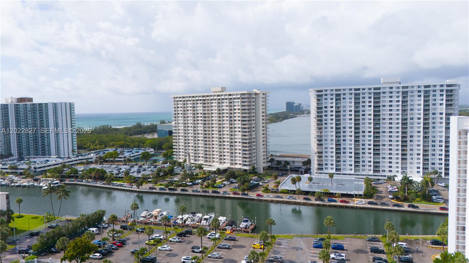ARLEN HOUSE CONDO - Residential