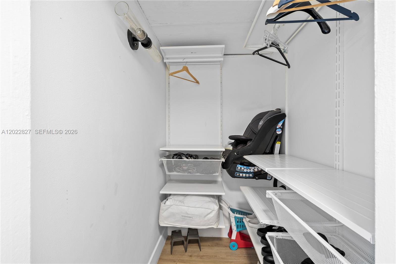 ARLEN HOUSE CONDO - Residential