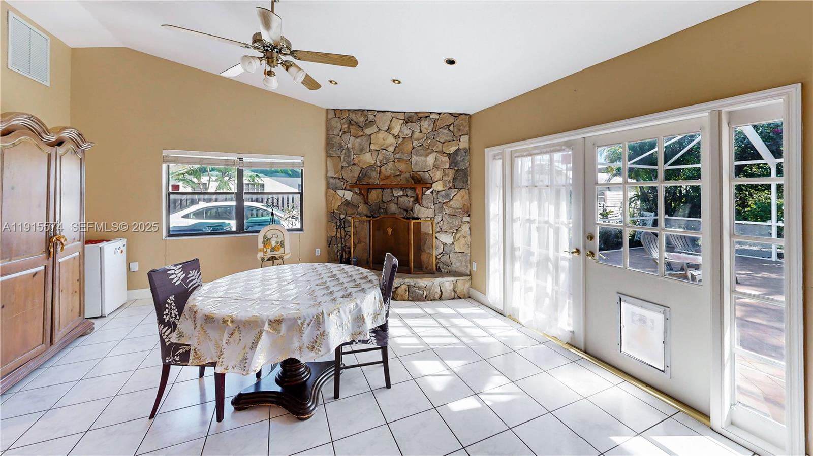 THE CEDARS ESTATES - Residential