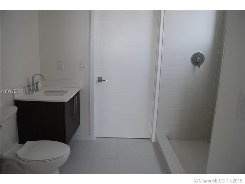 MIDTOWN DORAL - Residential Lease