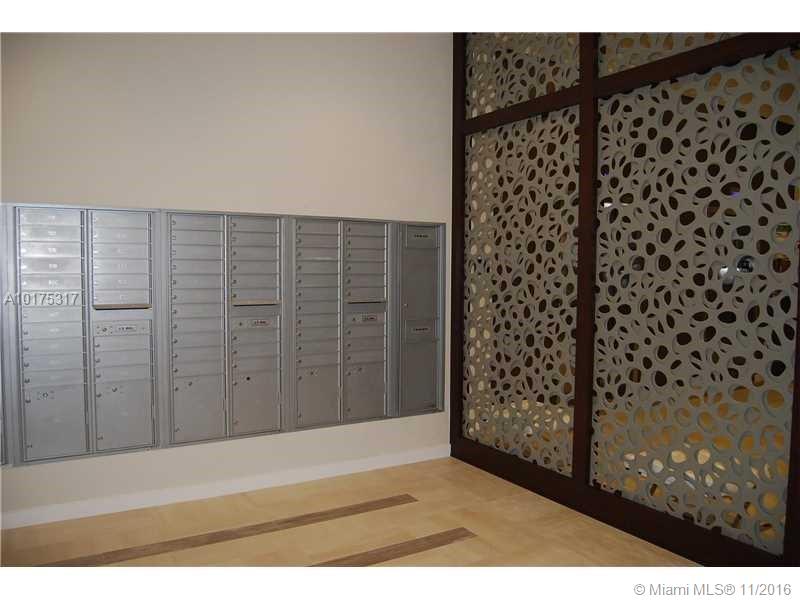MIDTOWN DORAL - Residential Lease