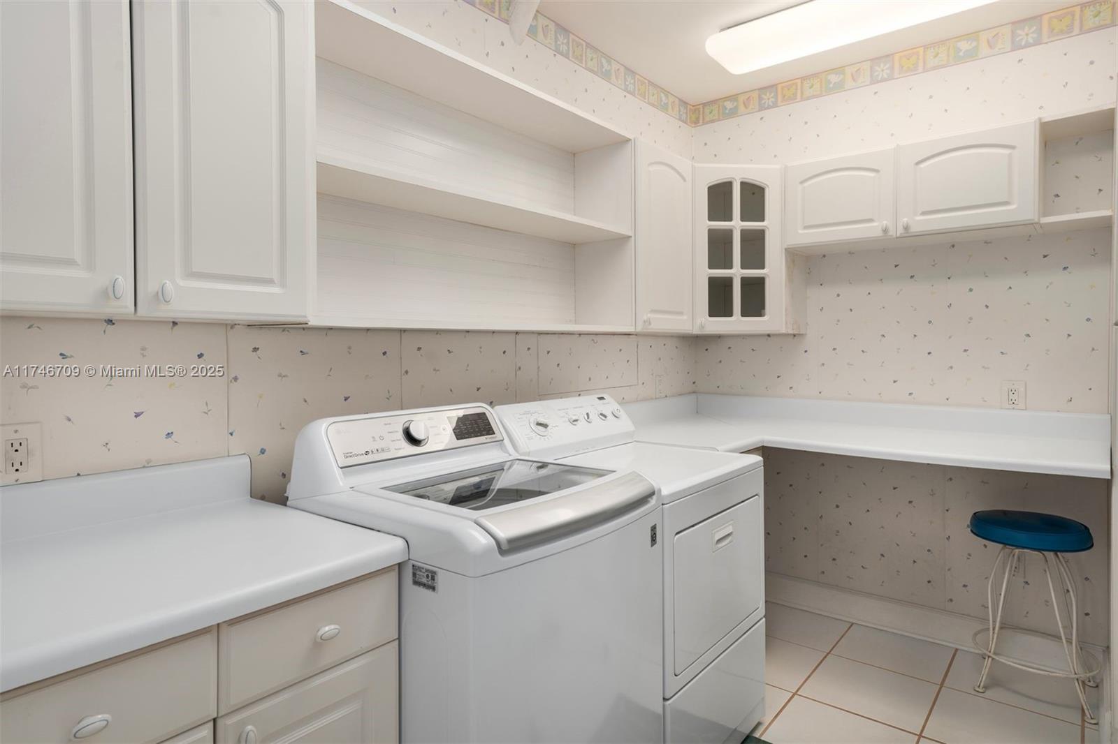 CORAL BAY SEC D - Residential