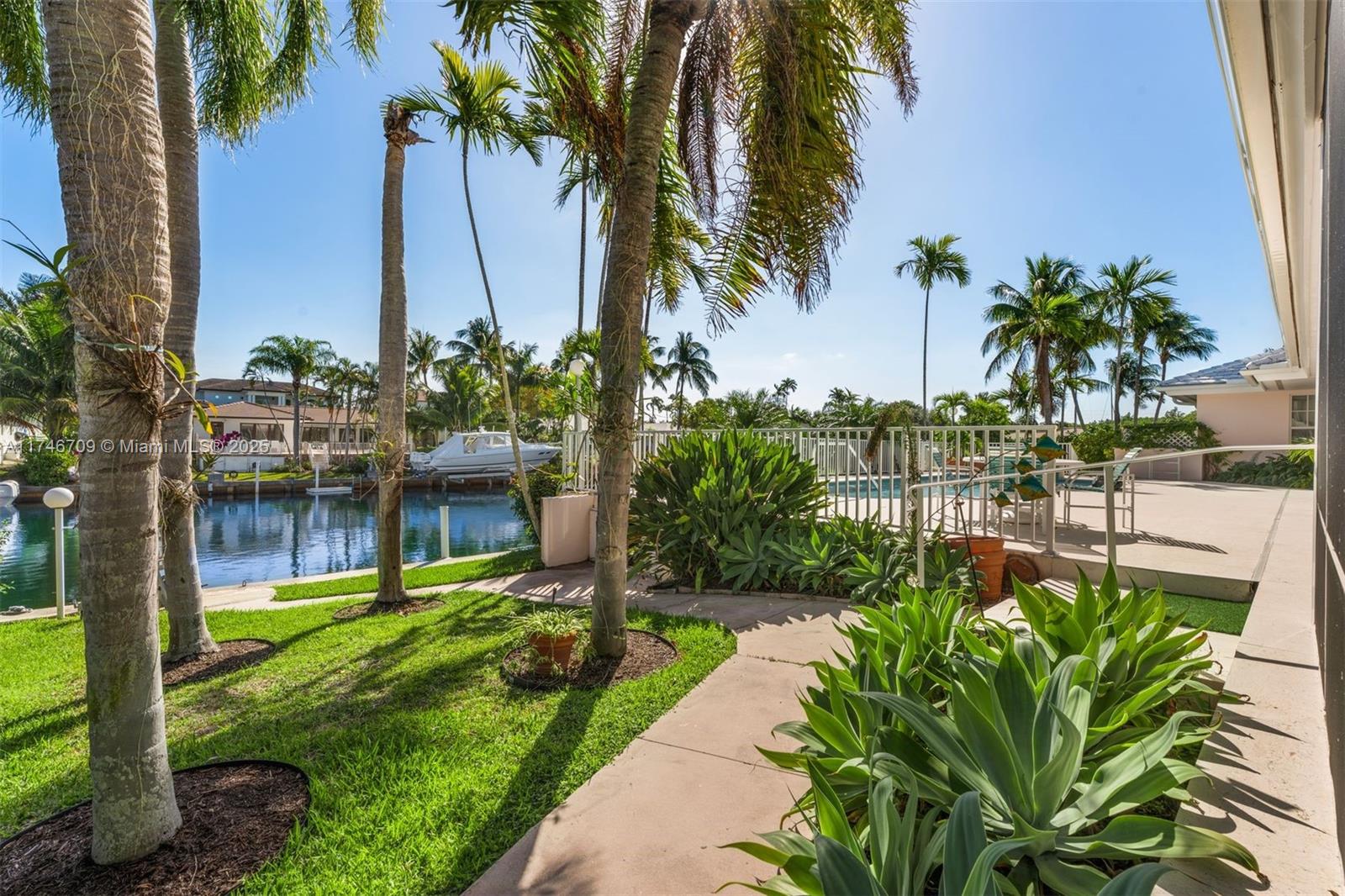 CORAL BAY SEC D - Residential