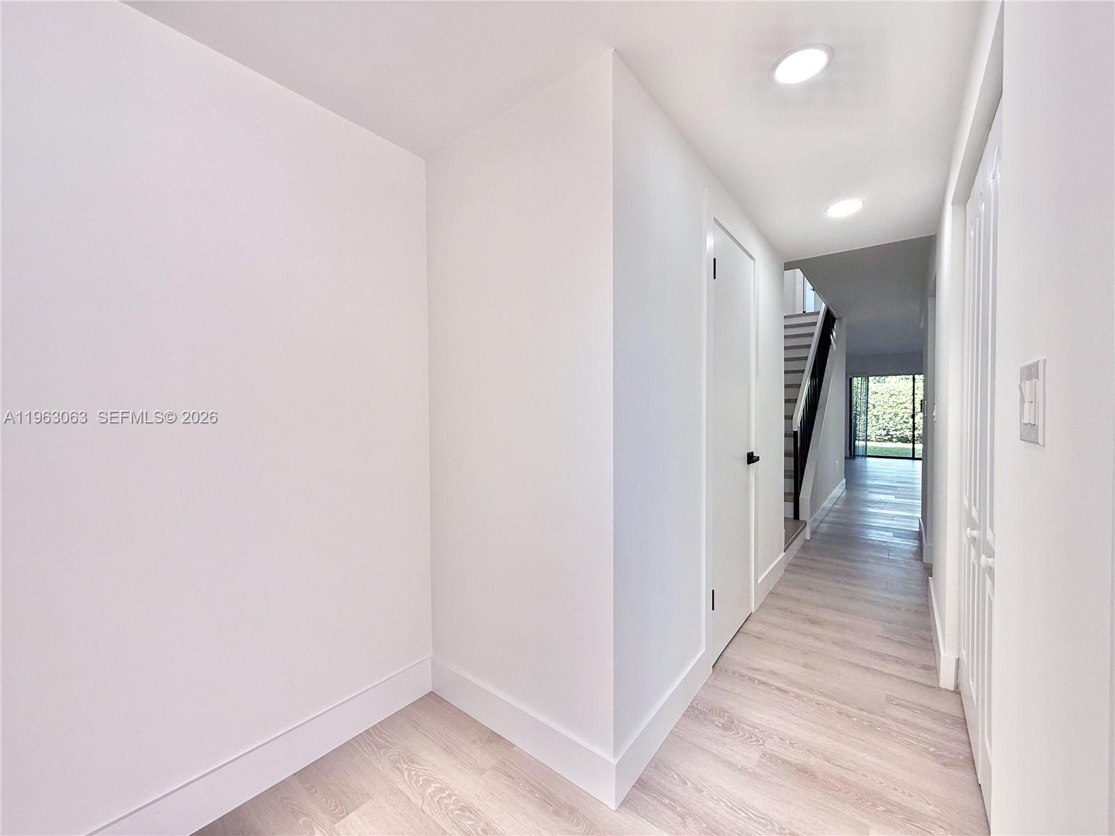 VILLAS OF AMBERWOOD CONDO - Residential