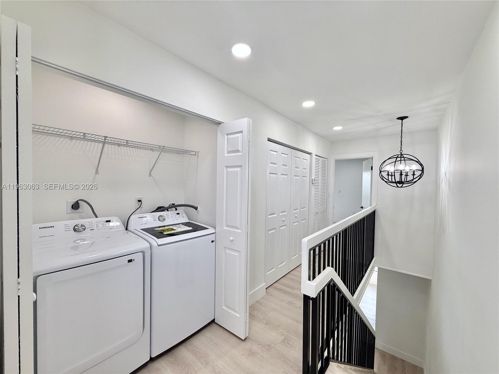 VILLAS OF AMBERWOOD CONDO - Residential