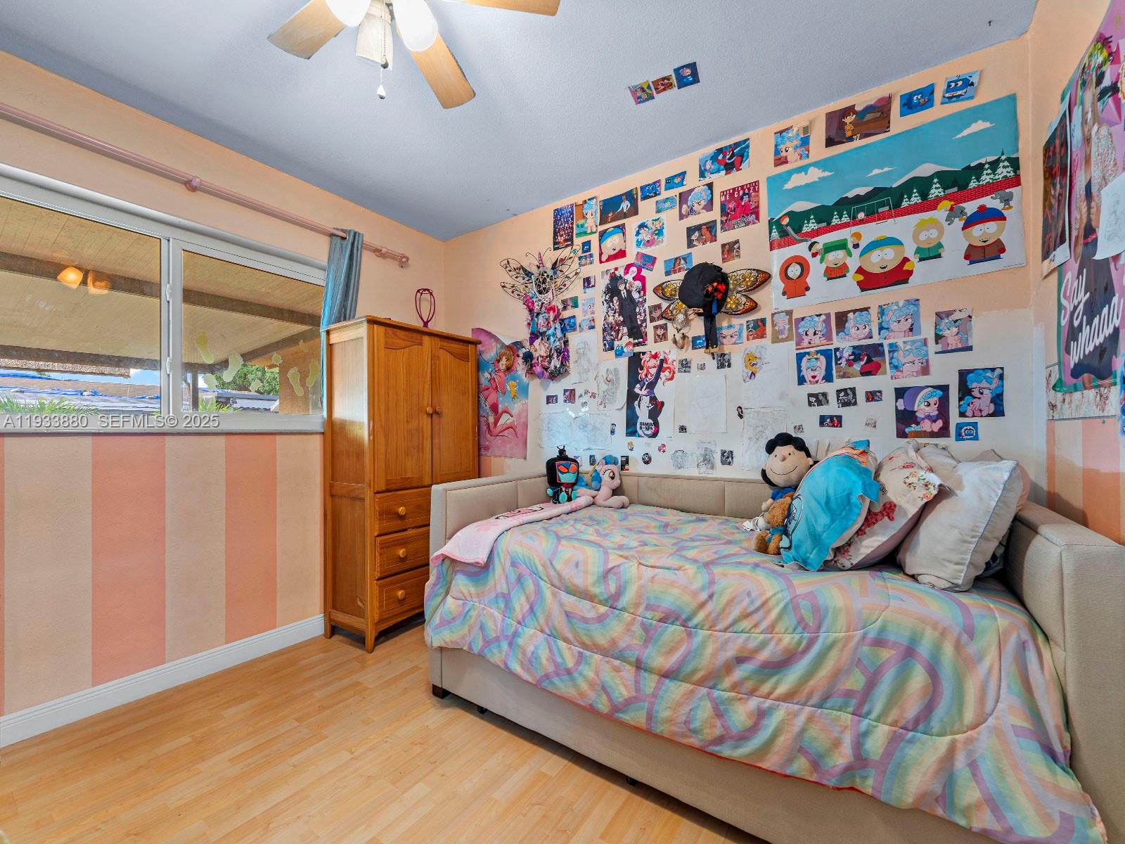 LAUREL MANOR - Residential