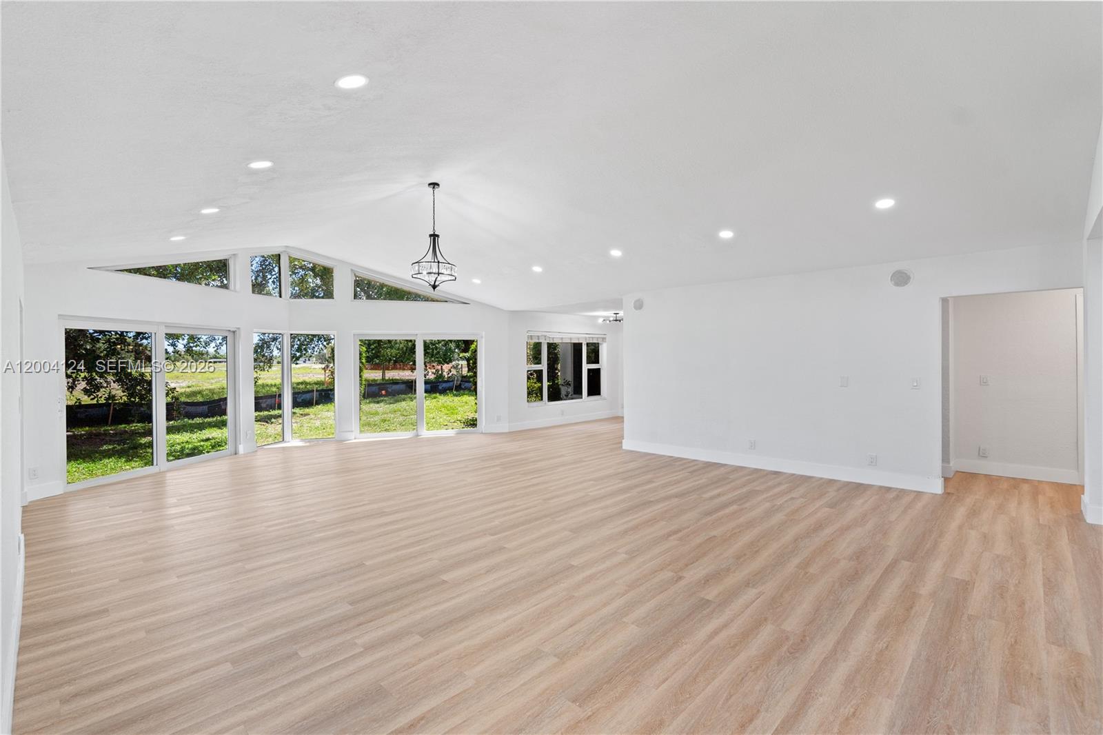 WOODLANDS SEC SEVEN - Residential