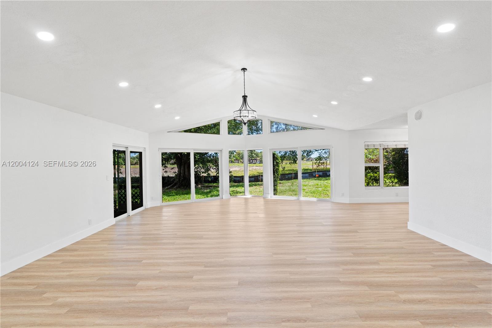 WOODLANDS SEC SEVEN - Residential