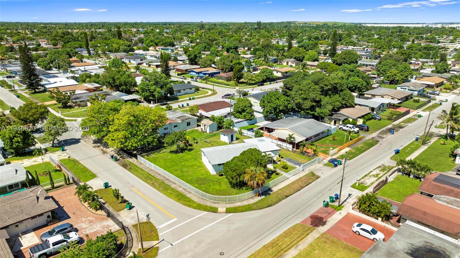 CAROL CITY GARDENS - Residential