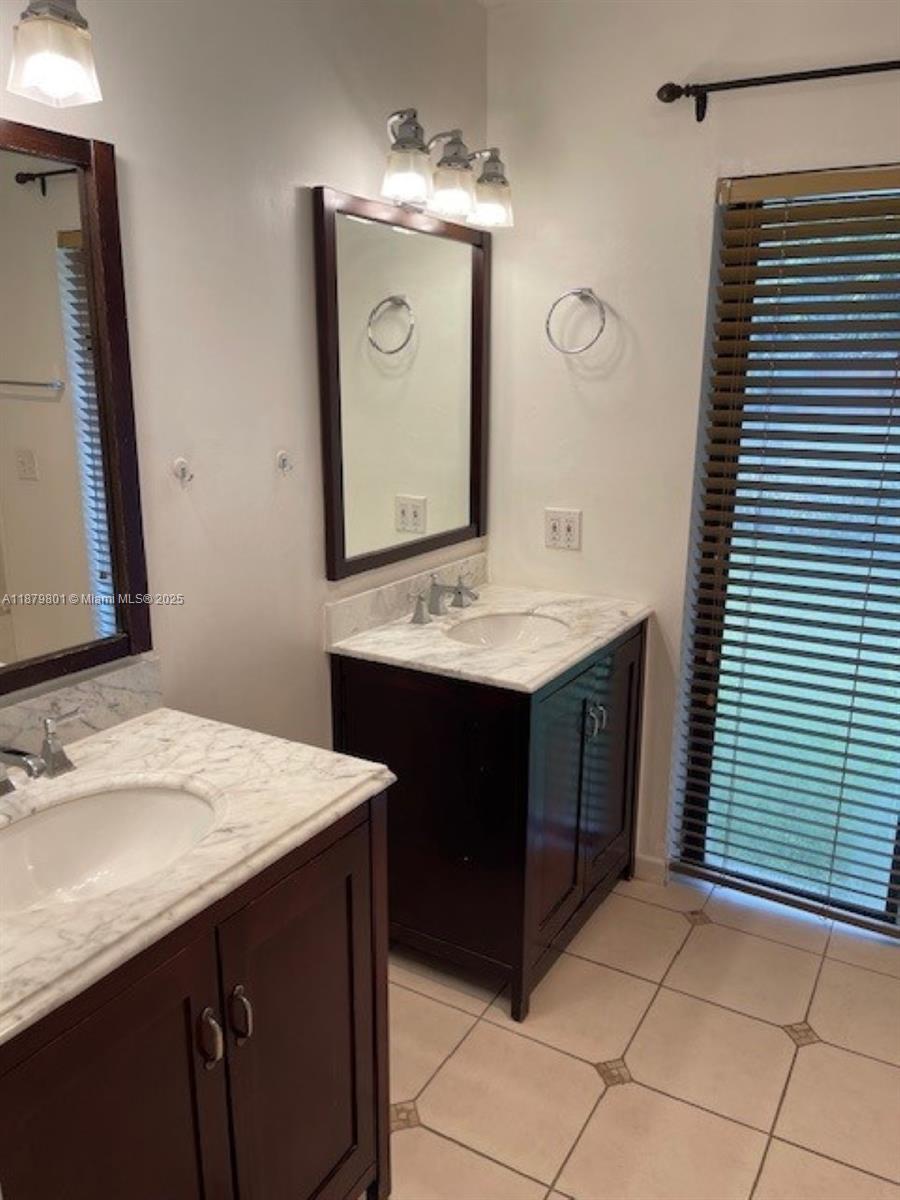 GABLES EDGE - Residential