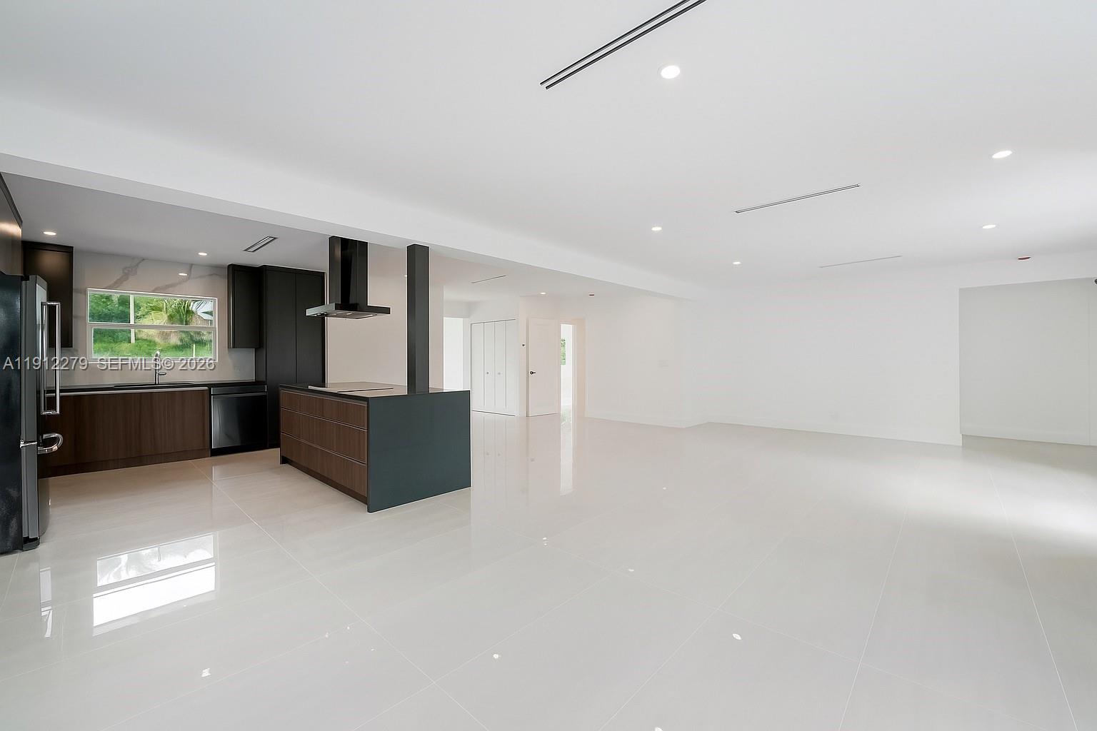 PL OF BISCAYNE RIDGE - Residential