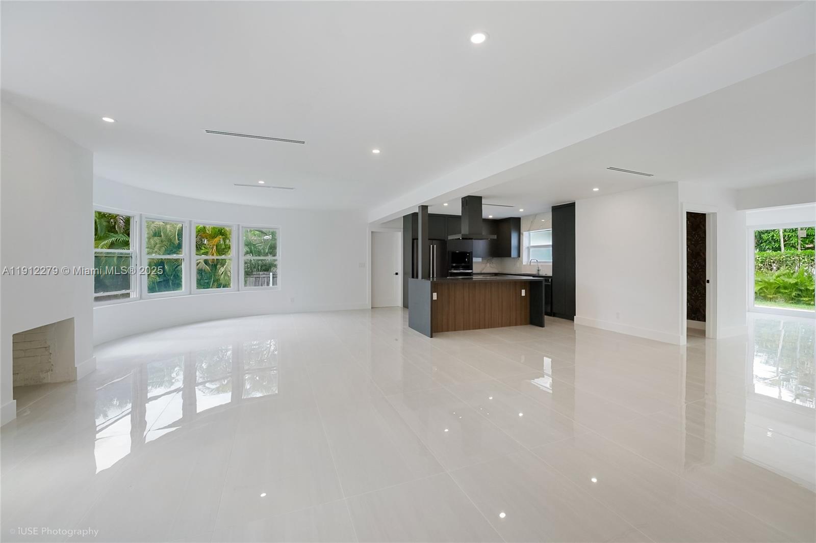 PL OF BISCAYNE RIDGE - Residential