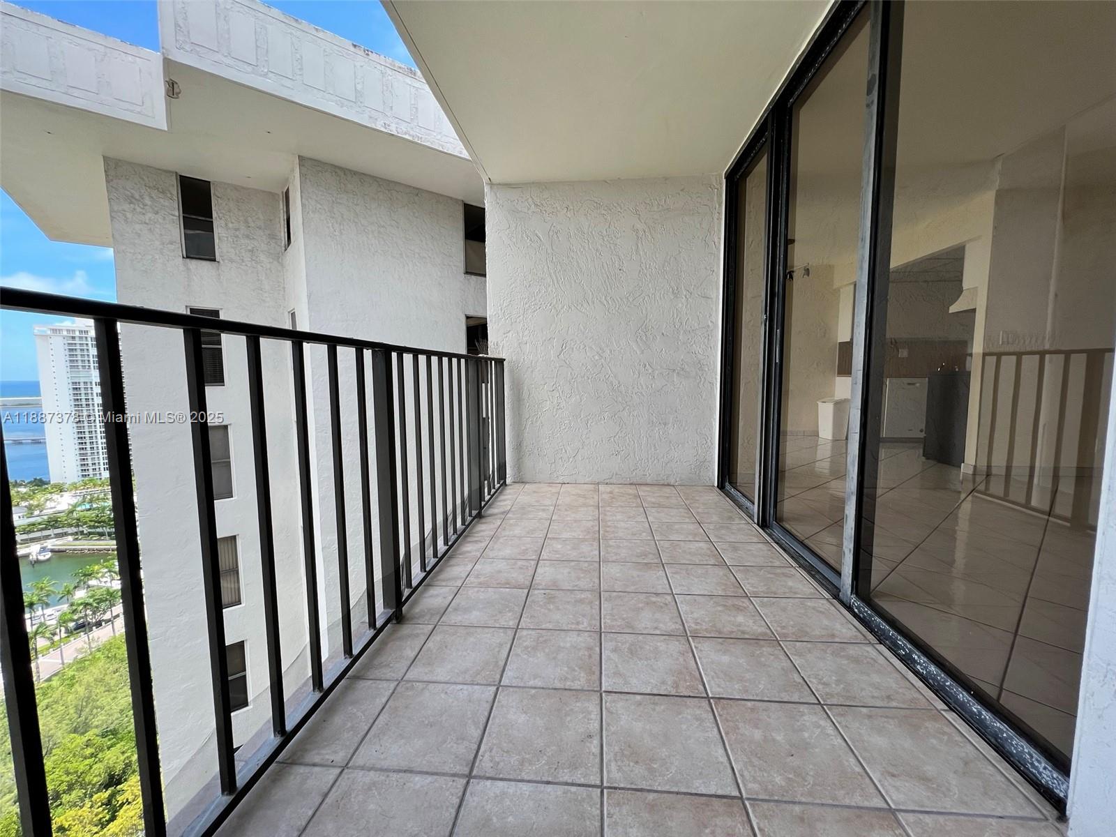 TOWER AT BISCAYNE COVE - Residential Lease