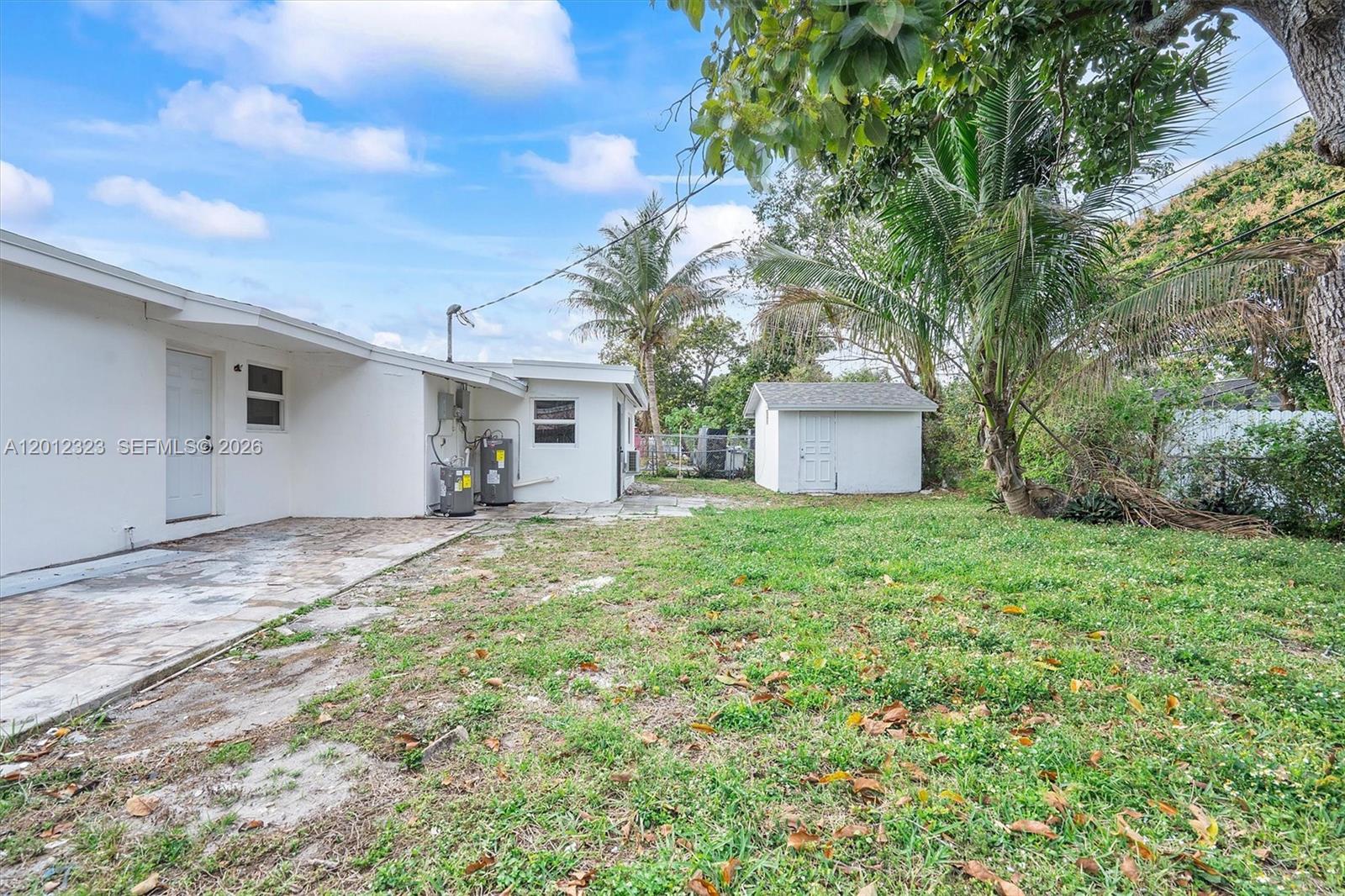 5TH ADDN TO LAWNDALE - Residential Lease