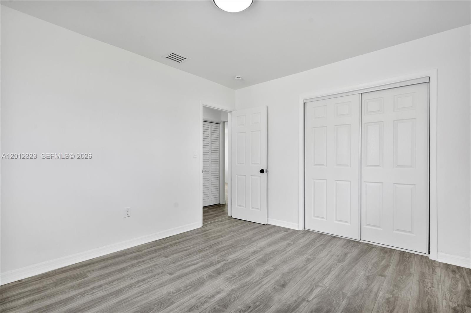 5TH ADDN TO LAWNDALE - Residential Lease