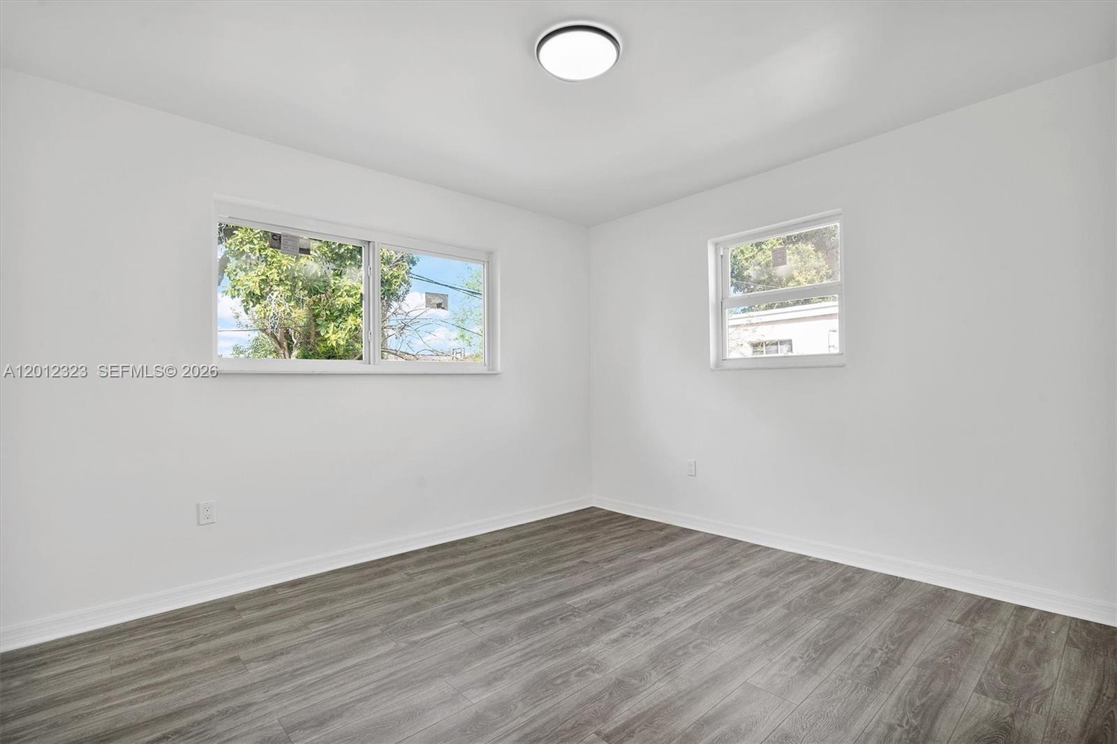 5TH ADDN TO LAWNDALE - Residential Lease