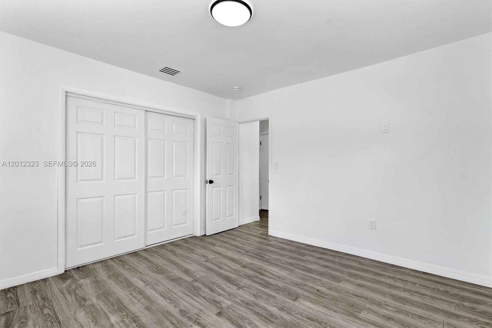 5TH ADDN TO LAWNDALE - Residential Lease